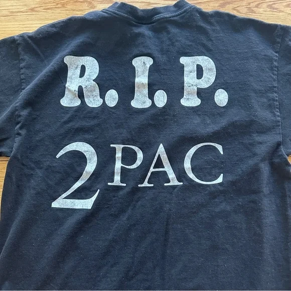VINTAGE 2PAC ALL EYEZ ON ME MEN’STSHIRT MADE IN USAXL